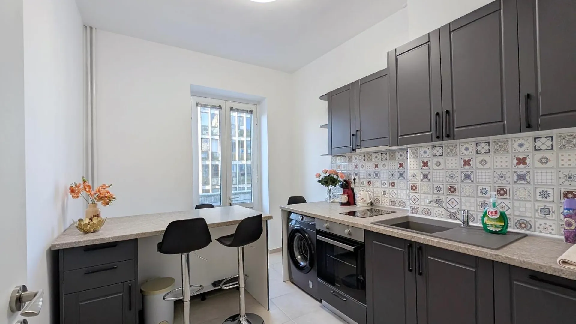 Sofia Office Loft Apartment 0*,
